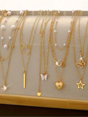 💵11 pc💵Gold Layered Women's Necklace Set with Heart, Star & Butterfly Charms